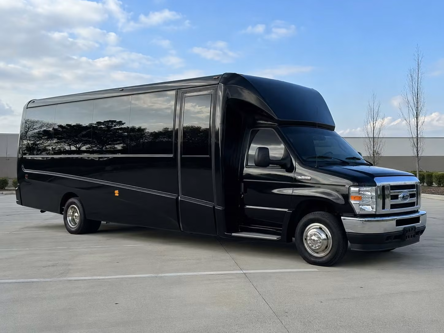 15 passenger minibus
