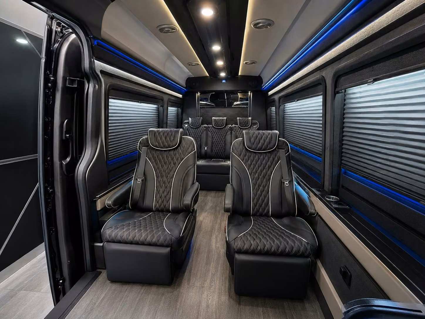 choosing the right bus size for chandler airport transportation makes all the difference